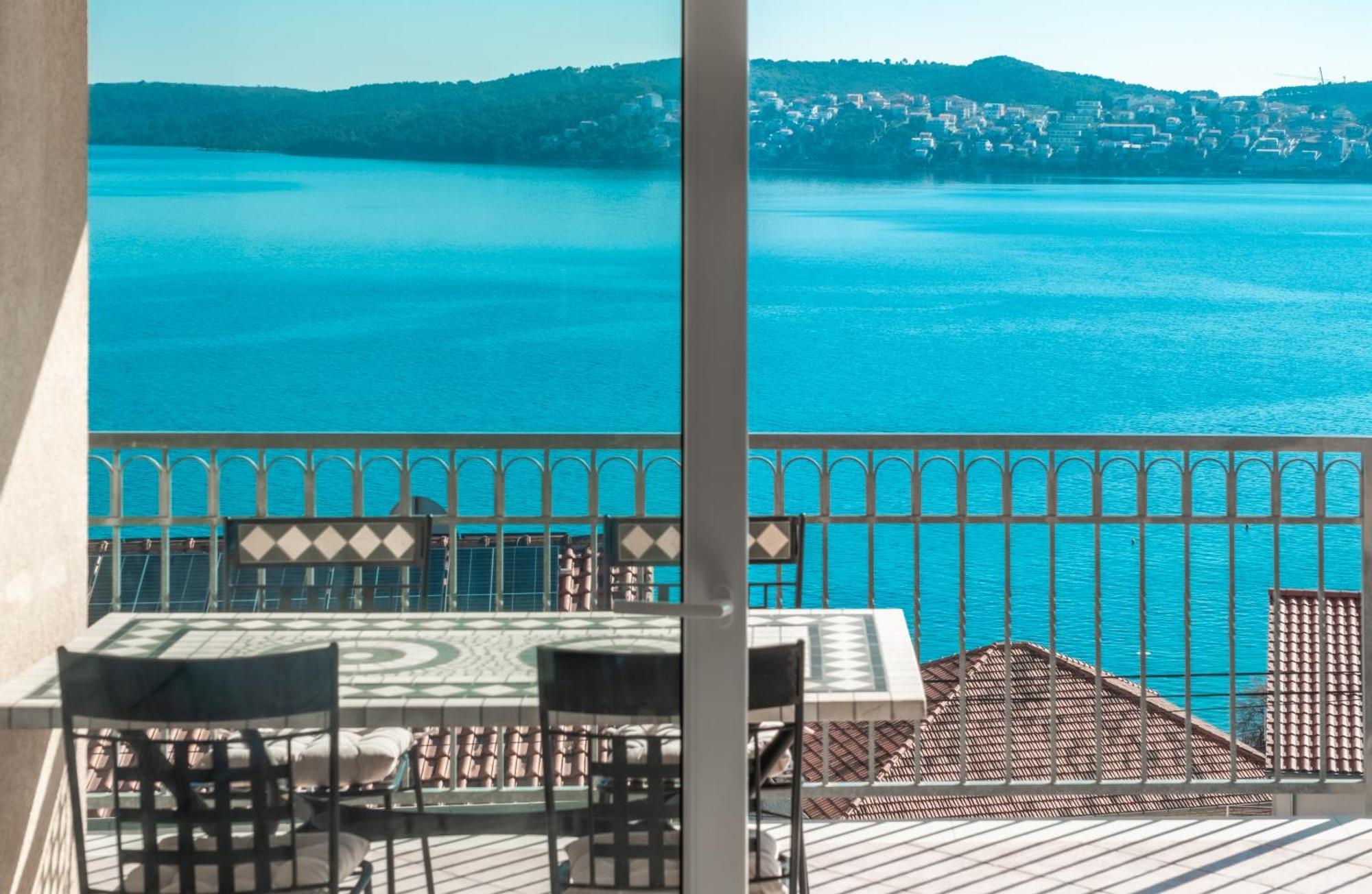 Apartments More Trogir Room photo